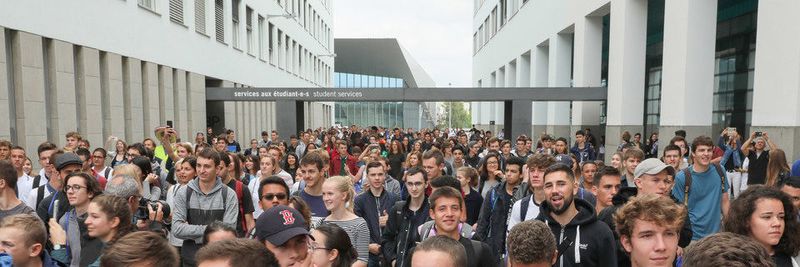 Die École polytechnique fédérale de Lausanne (EPFL) ist eine der beiden eidgenössischen Technischen Hochschulen.