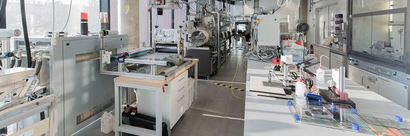 Im Fraunhofer ISC, Würzburg, steht die vollständige Prozesskette für die Herstellung von Batteriezellen zur Verfügung