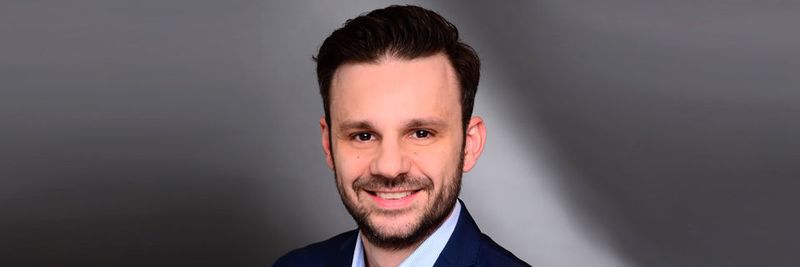 Chris Karagiannis, Solution Sales Executive Robotics & AI bei NICE