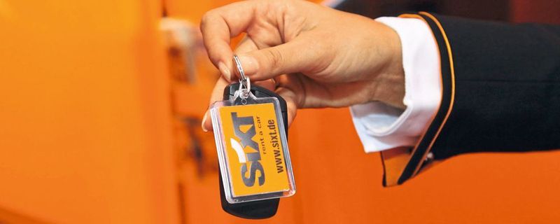 Konkurrenz für das Daimler-Carsharing Share Now: Sixt steigt ebenfalls in das Carsharing ein.