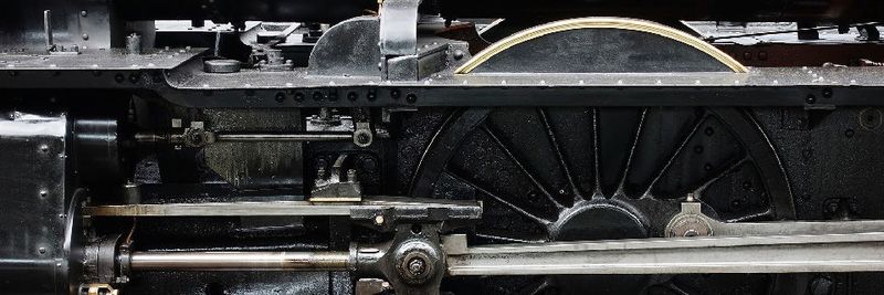 In einem vergleichsweise einfachen technischen System wie einer Dampfmaschine kann ein guter Maschinist durch regelmäßige Wartung für einen reibungslosen Betrieb sorgen.