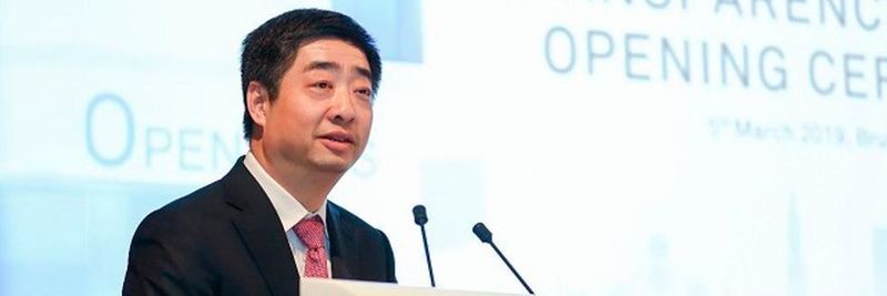 Ken Hu, stellvertretender Vorsitzender von Huawei: "Durch unsere Cybersicherheits-Transparenzzentren wollen wir bei Sicherheitsstandards, Verifikationsmechanismen und Innovationen in der Sicherheitstechnologie enger zusammenarbeiten. Gemeinsam können wir die Sicherheit in der gesamten Wertschöpfungskette verbessern und durch Verifikation Vertrauen schaffen."