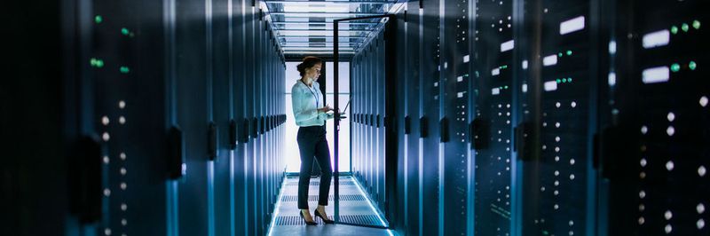 Frauen in IT-Berufen sind eher selten. Zudem entscheiden sich weniger Frauen für ein Informatik-Studium.