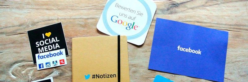 Immer mehr Unternehmen bauen sich Präsenzen in den sozialen Netzwerken auf – fast jede Branche und Industrie, Mittelständler wie Konzerne, sind auf Facebook und Co. vertreten, denn dort halten sich auch ihre Kunden auf und können leicht erreicht werden.