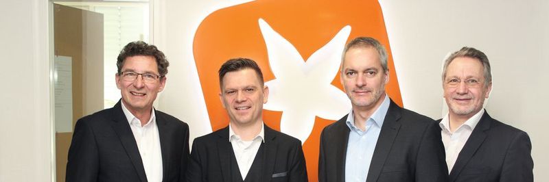 Starface und Herweck arbeiten nun zusammen: (v. l.) Jürgen Signer, COO bei Starface, Dominik Walter, Leitung Einkauf und Produktmanagement bei Herweck, Rolf Ehrhardt, Produktmanager ITK-Systeme/Einkauf bei Herweck und Hans-Peter Mistele, Leiter Vertrieb bei Starface
