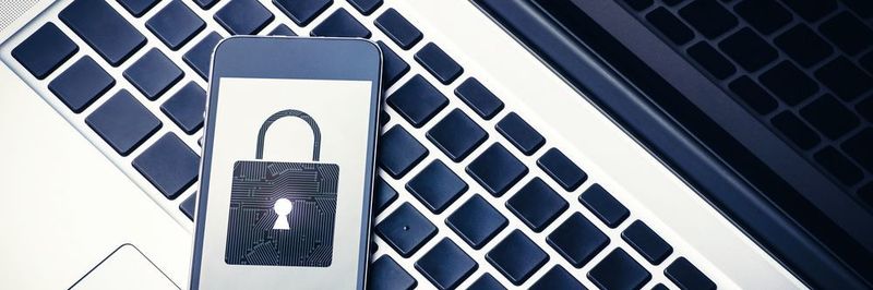 Die Zahl mobiler Endgeräte in Unternehmen steigt stetig. Die große Schwierigkeit besteht nun allerdings im Schutz der unternehmenskritischen Daten auf den Devices.