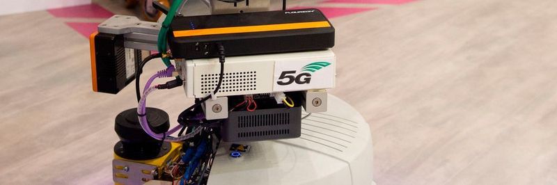Bezüglich 5G wird momentan noch viel über neueste Smartphones und Privat-Anwendungen diskutiert, aber gerade im industriellen Einsatz kann der schnelle Mobilfunkstandard seine Vorteile voll ausspielen.
