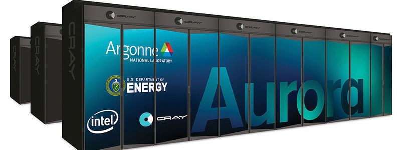 Die Leistung von „Aurora“ ist gleichbedeutend mit einer Quintillion-Fließkommaberechnungen pro Sekunde. Das System soll sowohl Aufgaben für traditionelle Hochleistungscomputer beherrschen als auch Künstliche Intelligenz.