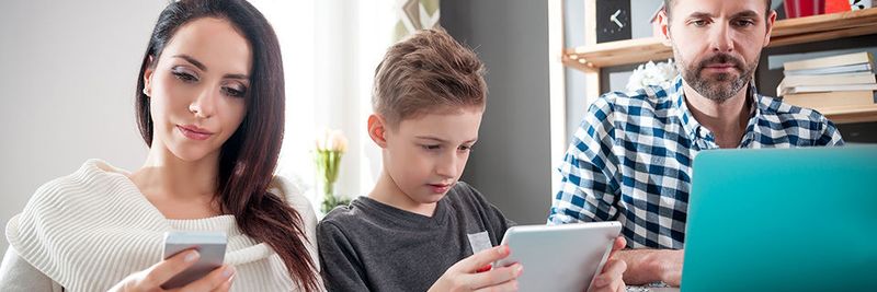 Google One macht es allen Familienmitgliedern leicht, Fotos und Dokumente zu teilen.