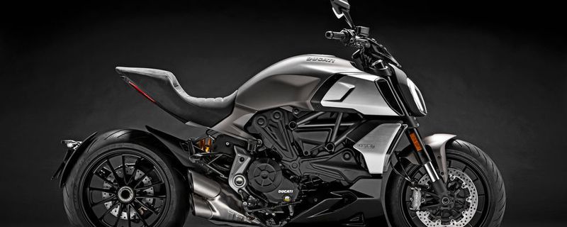 Die zweite Generation der Diavel ist ein Hingucker.