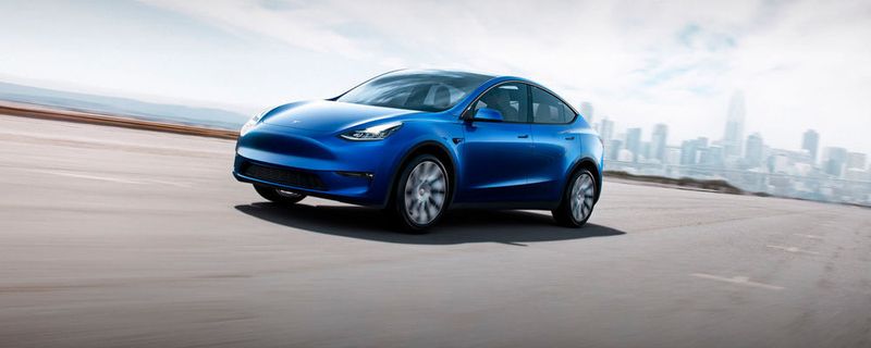Laut einem Bericht der „Financial Times“ will FCA dem E-Autohersteller Tesla Hunderte Millionen Euro zahlen, um keine Bußgelder zahlen zu müssen.