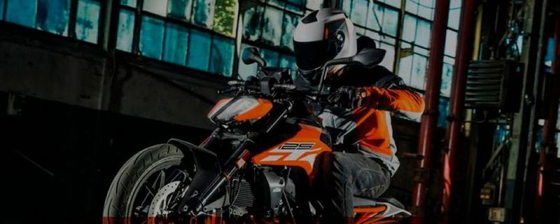 Der Weg zu einer eigenen KTM Duke war noch nie einfacher.