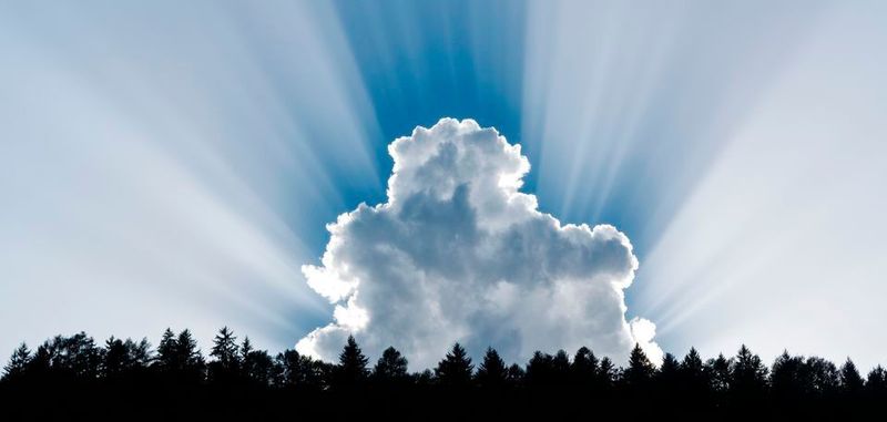 Intelligente Datenbank-Konzepte ermöglichen die kostengünstige und flexible Nutzung offener Komponenten auf Basis einer Cloud-Plattform wie Microsoft Azure.