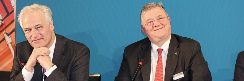 The VDMA expects the economy to weaken: "Economic momentum is slowing down, both in Germany and abroad. The politically provoked risks on important sales markets are having an impact without solutions in sight," says VDMA President Carl Martin Welcker (l.). (In the picture: Carl Martin Welcker and VDMA Managing Director Thilo Brodtmann.