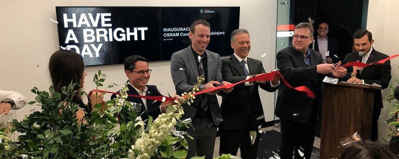 Vertreter des Joint-Ventures von Osram Continental sowie aus Politik und Wirtschaft haben die Eröffnung des neuen F&E-Zentrums im mexikanischen Guadalajara gefeiert.