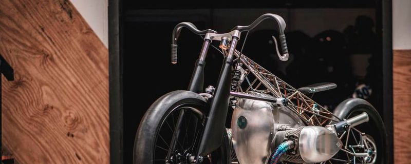 Das handgefertigte Einzelstück namens „Revival Birdcage“ erlaubt einen Blick in die Zukunft des BMW-Boxermotors.