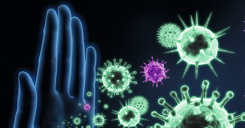 Viren der ganz anderen Art bedrohen immer öfter Gesundheitseinrichtungen und Medizintechnikunternehmen. Es gilt aufzurüsten, um Hackerangriffen vorzubeugen und Cybersecurity zu gewährleisten.