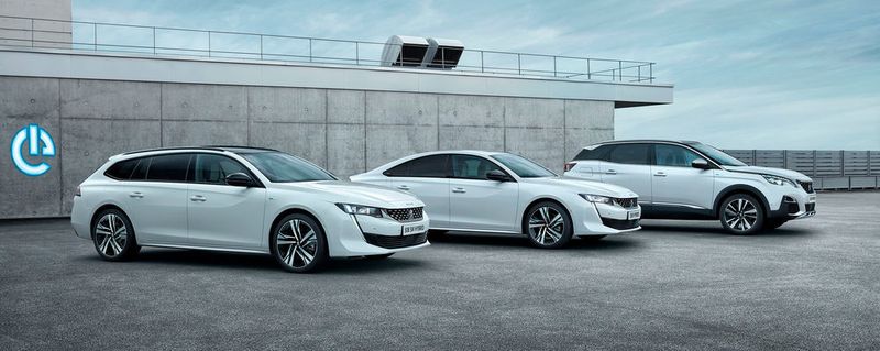Zum Winter bringt Peugeot drei neue Teilzeitstromer auf den Markt.