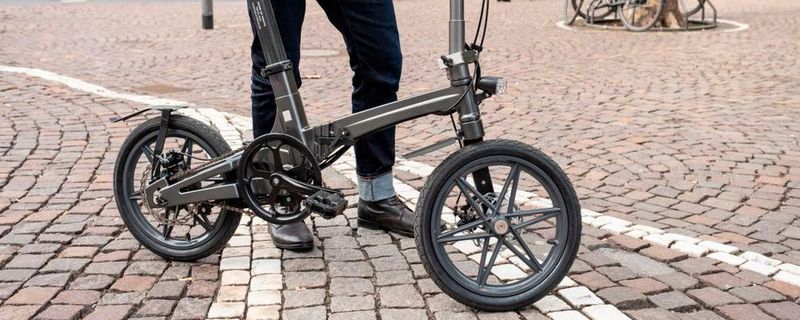 Vor allem im urbanen Einsatz und für Pendler gedacht: Das Faltpedelec The One von United City Bikes.