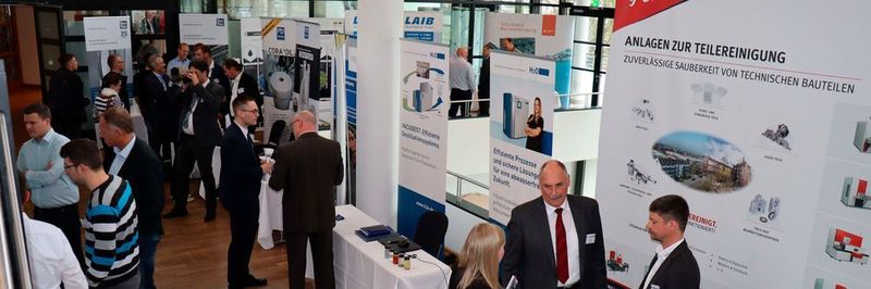 Die begleitende Ausstellung zur 28. Fachtagung Industrielle Bauteilreinigung bot die Gelegenheit für weitere Gespräche.
