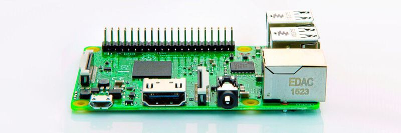 Raspberry Pi 3 B: gut zu erkennen ist die Stiftleiste mit 40 Kontakten, darunter den GPIO-Pins.