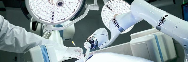 Um durchschnittlich 14 Prozent pro Jahr steigt der globale Absatz von Industrierobotern laut International Federation of Robotics bis 2021. Japan hat laut IFR die größte Roboterproduktion, Europa die größte -dichte und China die stärkste -nachfrage.