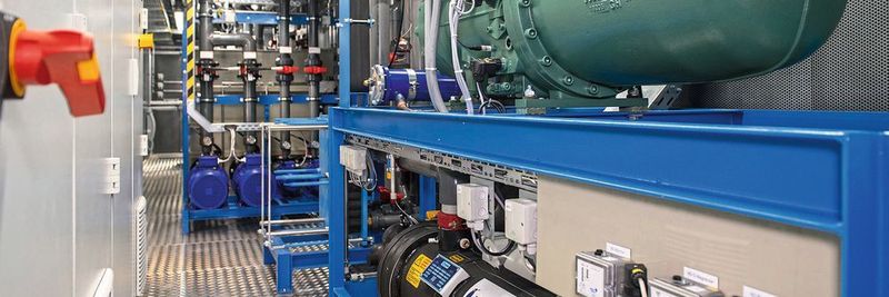 Im Reisner-Kältecon- tainer für AZ sind alle Komponenten leicht zugänglich und wartungsfreundlich angeordnet – der Tank ist eine Maßanfertigung.