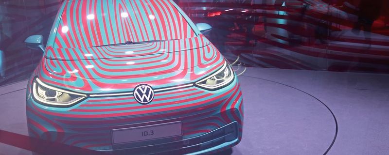 VW „ID 3“: Die Tarnfolie kommt noch weg.