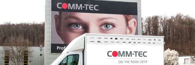 Comm-Tec auf Achse: Der rollende Messestand tourt gerade durch Deutschland und acht weitere Länder.