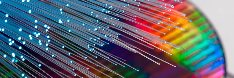 Intel arbeitet seit vielen Jahren an der Kombination von photonischen Schaltkreisen mit Silizium-Chips.