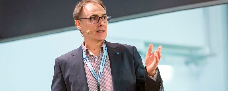 Lothar Patberg, Head of Innovation at Thyssenkrupp Steel Europe, explained at the "Lightweight Construction Summit" in Würzburg why steel is a successful lightweight construction material.