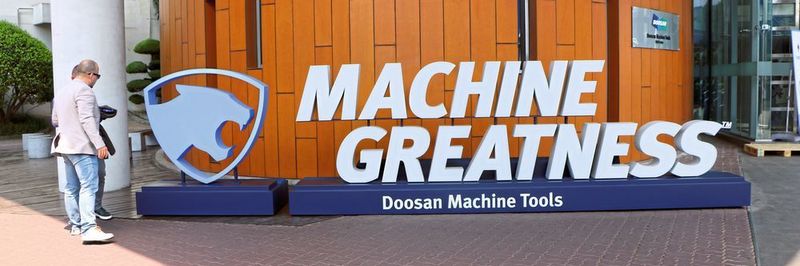 Doosan lud vom 15. bis 17. Mai nach Changwon, Korea, zur 12. Doosan International Machine Tool Fair (DIMF). 80 Maschinen, darunter 30 Neuvorstellungen, konnten vor Ort besichtigt werden.