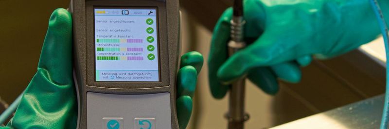 Erst die genaue Dosierung der Reinigerchemie ermöglicht eine optimale Teilereinigung.