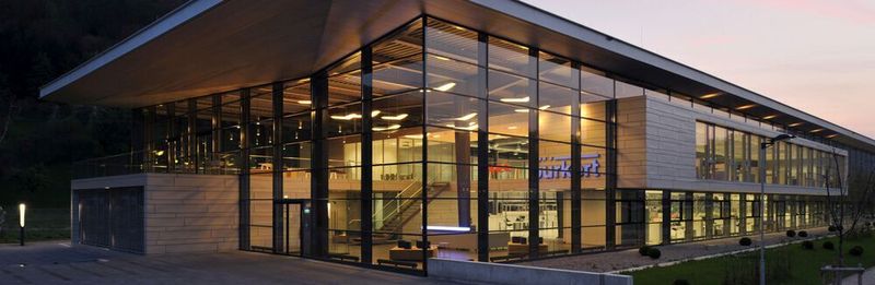 Die Bürkert-Systemhäuser bilden ein internationales Engineering-Netzwerk, das die Anforderungen der jeweiligen Märkte versteht und mit Kompetenz in maßgeschneiderte Systemlösungen umsetzt.