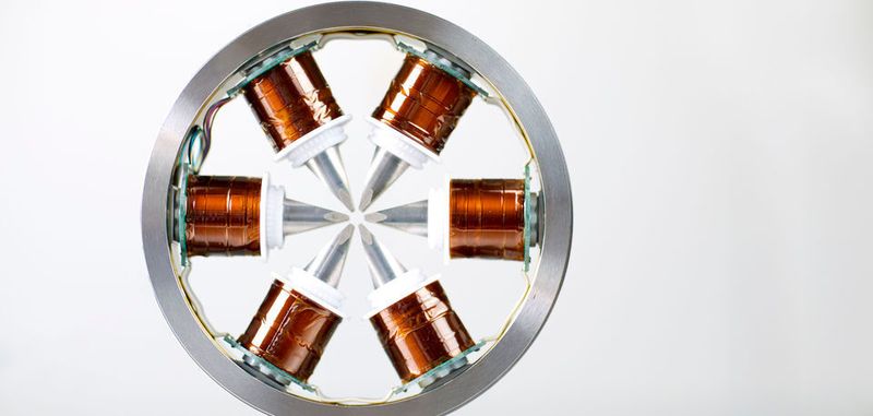 15 Finalisten sind mit ihren Erfindungen für den europäischen Erfinderpreis nominiert – wie auch der Physiker Maximilian Haider, der eine elektromagnetischen Korrekturlinse erfand und für sein Lebenswerk nominiert ist.