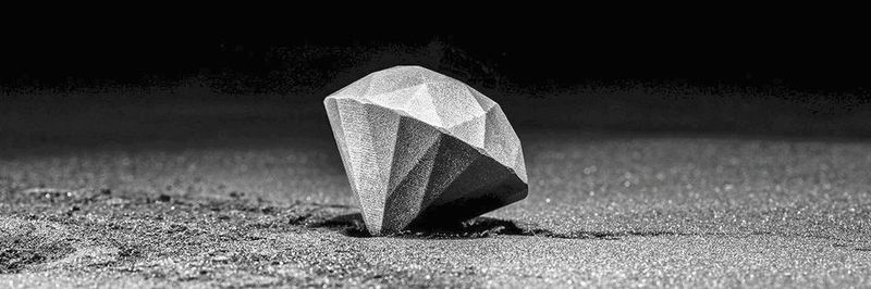 Sandvik Additive Manufacturing hat mit dem 3D-Druck von Diamantrohlingen einen Prozess geschaffen, der auch die Fertigung hochkomplexer Diamanten erlaubt, die man später für diverse Zerspanungswerkzeuge verwenden kann.