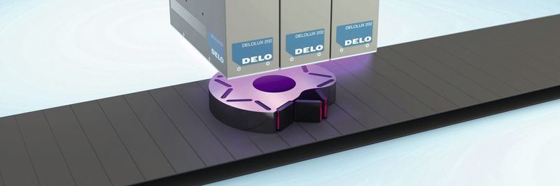 Die Lichtfixierung von 2K-Klebstoffen verkürzt Fertigungsprozesse von einer Stunde auf wenige Sekunden z.B. bei der Magnetverklebung in Elektromotoren.