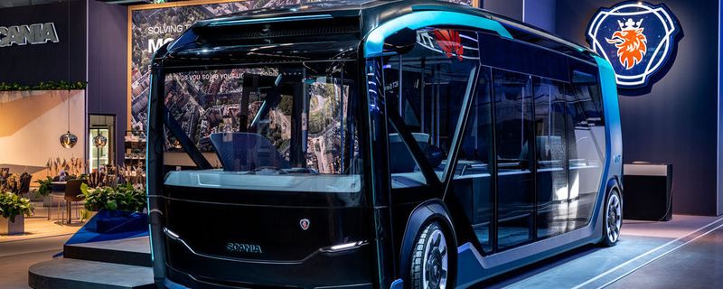 Scania zeigt ein Konzept für den Transport der Zukunft: Ein modulares Shuttle für Pendler und Pakete.