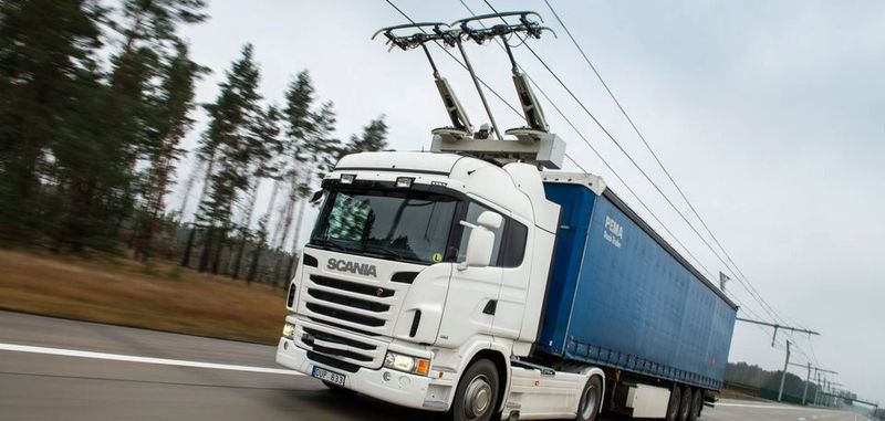 Scania testet den Oberleitungs-Lkw.