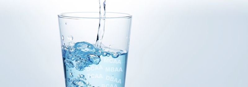 Abb. 1: Hallogenessigsäuren (HAA) entstehen als Nebenprodukte der Wasserdesinfektion. Sie stehen im Verdacht, krebserregend zu sein.