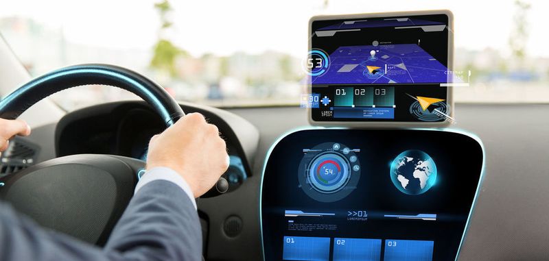Um die hohe Genauigkeit zu erzielen, integriert das Dead Reckoning-Modul ein 3D-Gyroskop, einen 3D-Beschleunigungssensor und einen Radumdrehungszähler.
