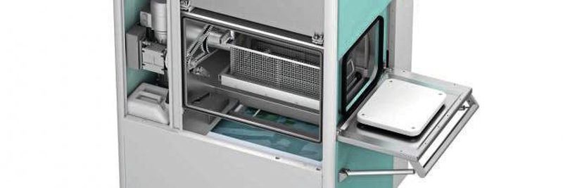 Die Teilereinigungsmaschine Pura hat Mafac speziell für Einsteiger entwickelt.