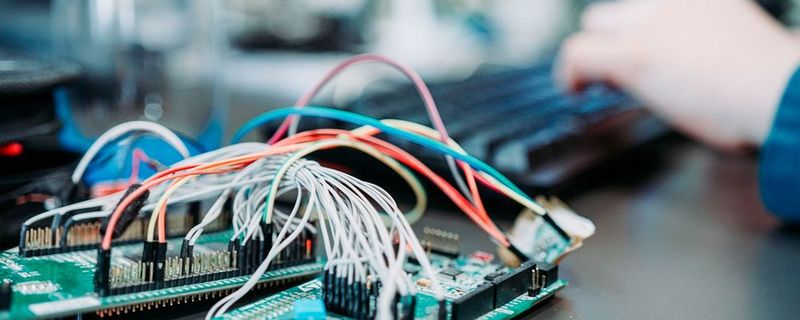 Im IoT-Zeitalter stehen Entwickler vor völlig neuen technischen und methodischen Herausforderungen.