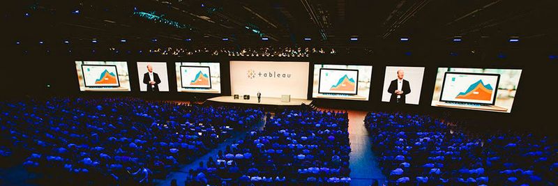 Das Publikum auf der Tableau Conference Europe 2019 lauschte Vorträgen, Kundenberichten und Produktdemos.