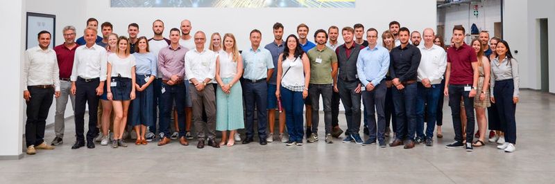 Die Teilnehmer des 4. Logistics Innovation Day konnten im Technologiezentrum von SSI Schäfer die Umsetzung von Logistikinnovationen aus erster Hand erleben.