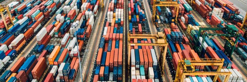 Um Warenflüsse effizient zu überwachen, bietet sich NB-IoT-gestütztes Asset Tracking an.
