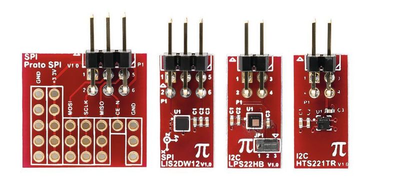 Das PROTO SPI ist eine Platine, die alle vier SPI-Leitungen, sowie VCC und GND in einem Via-Raster mit 2,54 mm enthält. Weitere Sensoren sind der LIS2DW12 als ein 3-Achsen-Beschleunigungssensor, der piezoresistive Drucksensor LPS22HB sowie der I²C-HTS221TR zum Messen von relativer Luftfeuchte und Temperatur.