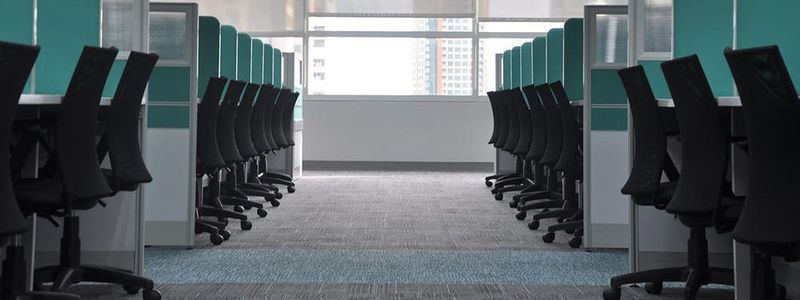 Fachkräftemangel und die Suche nach Aushilfen und Vertretungen lassen die Unternehmen Stellenausschreibungen auf diversen Job-Portalen schalten. Reichweite, aber auch die Kosten weichen mitunter stark voneinander ab.