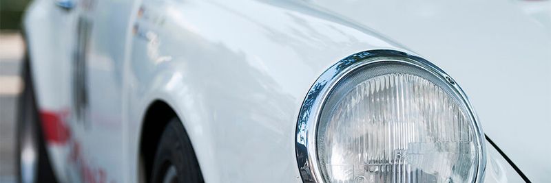 Ikonische Kurven: Porsche-Automobil.