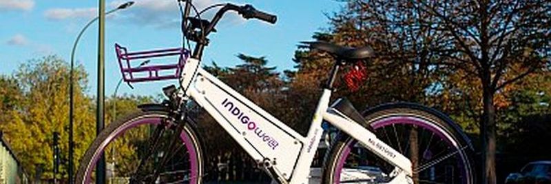 Der Mobilitätsserviceanbieter INDIGO weel hat seine City-Fahrräder mit Sensoren ausgestattet und kann dadurch deren Standort über das 0G-Netz (Null-G Netz) von Sigfox jederzeit genau orten.